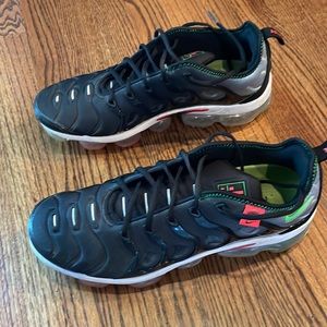 Nike AIR VaporMax Plus Worldwide Black